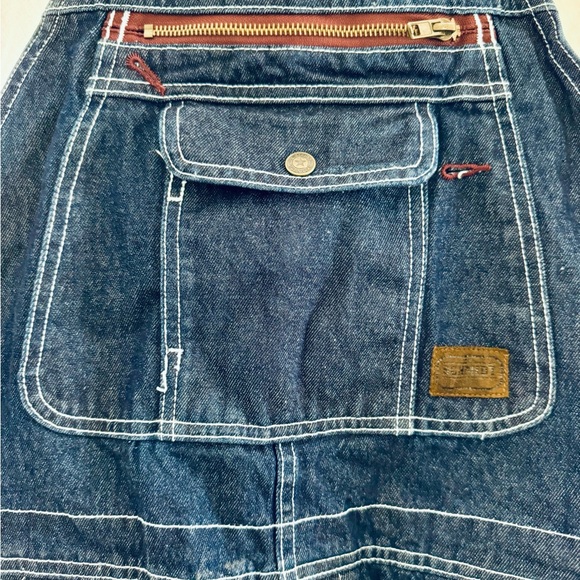 Men's Relaxed Fit Denim Bib Overalls - Picture 5 of 9